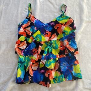 NWT St John’s Bay Tankini Top